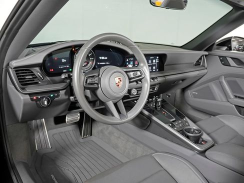 Certified 2022 Porsche 911 Carrera S RWD image 4