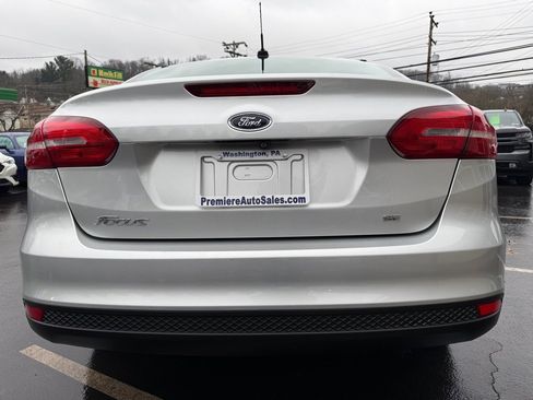 Used 2016 Ford Focus SE image 4