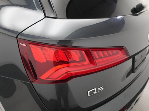 Used 2018 Audi Q5 2.0T Premium Plus w/ Premium Plus Package image 11