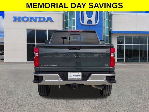 Used 2025 Chevrolet Silverado 2500 LT w/ Texas Edition AWD/4WD image 4