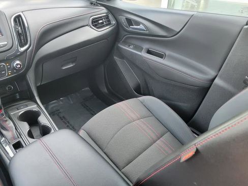 Certified 2022 Chevrolet Equinox RS w/ LPO, Floor Liner Package image 15