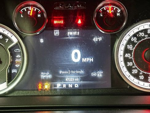 Used 2018 RAM 3500 Big Horn w/ Sport Appearance Group image 13