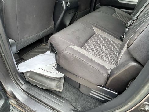 Used 2018 Toyota Tundra SR5 AWD/4WD image 16