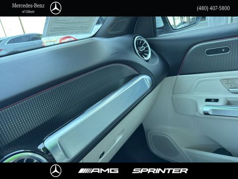 Certified 2022 Mercedes-Benz GLB 250 w/ Premium Package Lite image 27