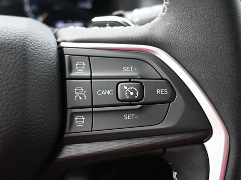 New 2026 Jeep Grand Cherokee Laredo X image 10