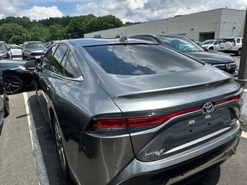 Used 2023 Toyota Mirai w/ Advanced Technology Package RWD image 3