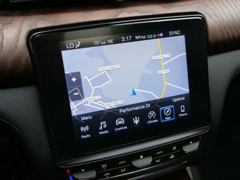 Used 2019 Maserati Quattroporte S image 9