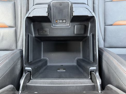 Used 2024 GMC Sierra 1500 AT4 image 61