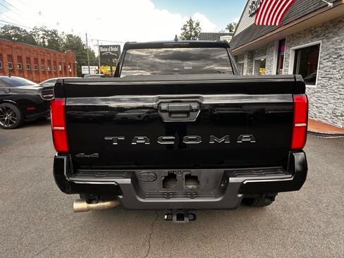 Used 2024 Toyota Tacoma TRD Off-Road AWD/4WD image 6