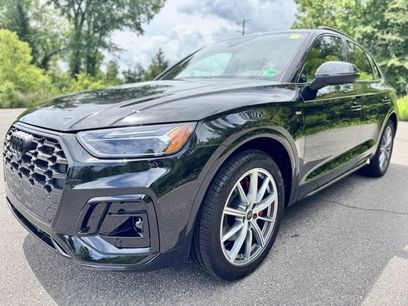 New 2025 Audi Q5 e Premium Plus