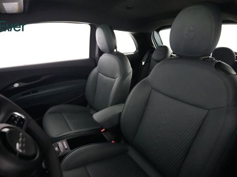 Used 2025 FIAT 500 e FWD image 4