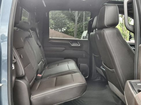 Used 2025 GMC Sierra 2500 Denali w/ Denali Reserve Package AWD/4WD image 28