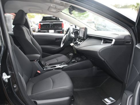 Certified 2022 Toyota Corolla LE FWD image 19