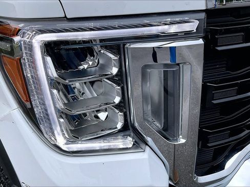 Used 2021 GMC Sierra 3500 4x4 Crew Cab w/ Convenience Package image 28