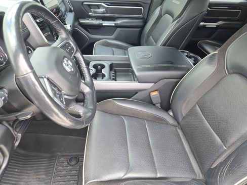 Used 2020 RAM 1500 Laramie w/ Sport Appearance Package AWD/4WD image 16
