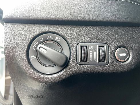 Used 2023 Dodge Charger Scat Pack RWD image 15