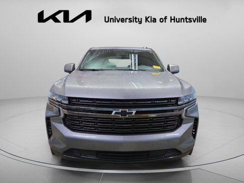 Used 2022 Chevrolet Tahoe RST w/ Luxury Package RWD image 2
