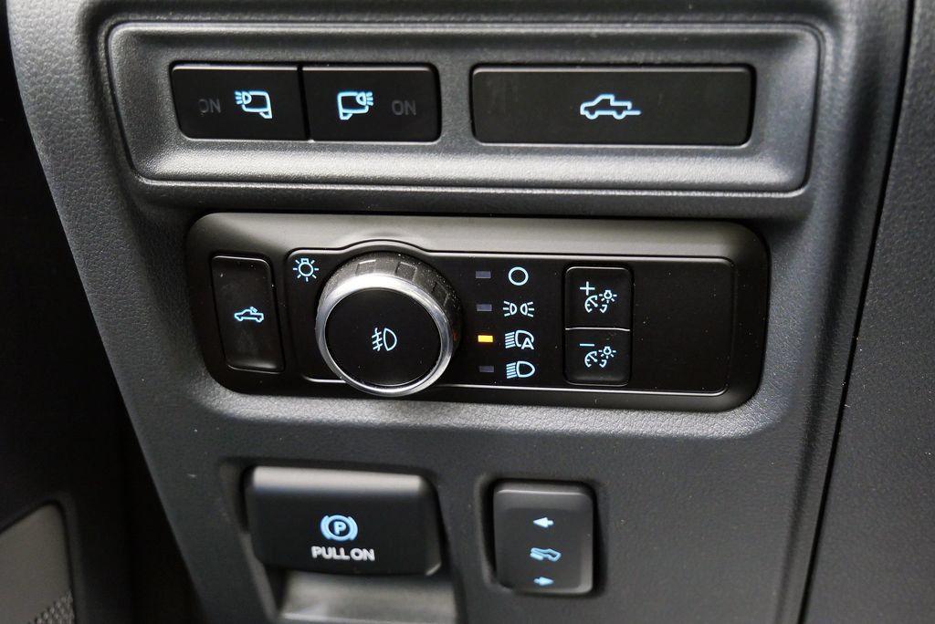 Used 2023 Ford F150 Lariat w/ Equipment Group 502A High AWD/4WD image 26