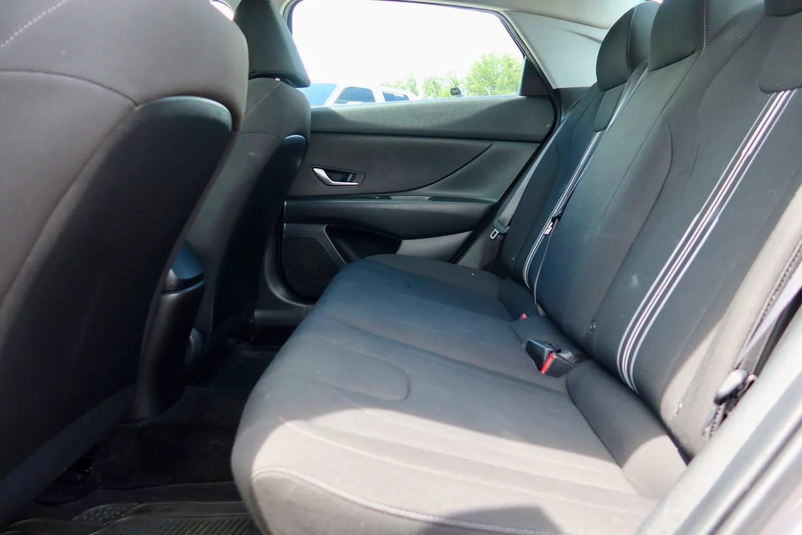 Used 2023 Hyundai Elantra SEL FWD image 14