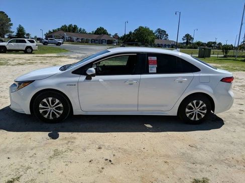 Used 2020 Toyota Corolla LE image 7