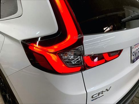 Used 2025 Honda CR-V Sport-L image 31
