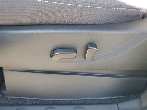 Certified 2024 Nissan Frontier SV w/ SV Convenience Package RWD image 13