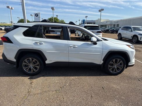 Used 2025 Toyota RAV4 Limited image 4