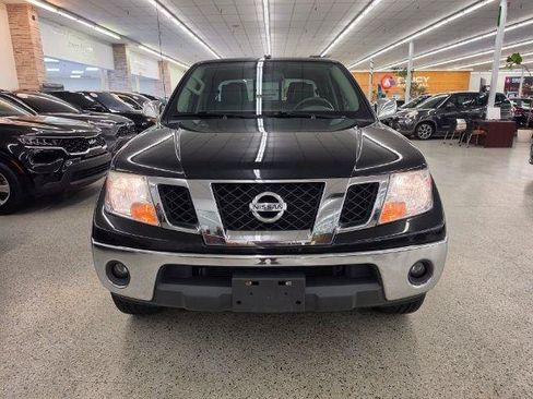 Used 2019 Nissan Frontier SL AWD/4WD image 3
