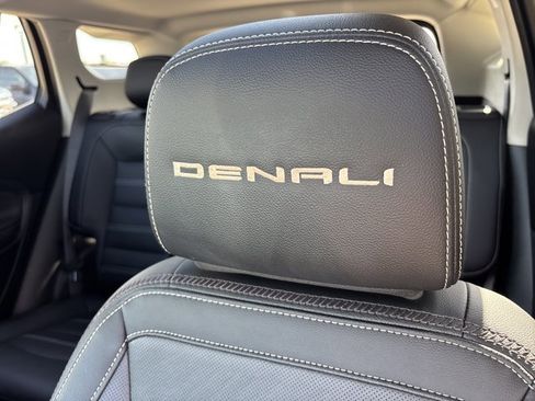 Used 2022 GMC Terrain Denali w/ Denali Premium Package AWD/4WD image 21