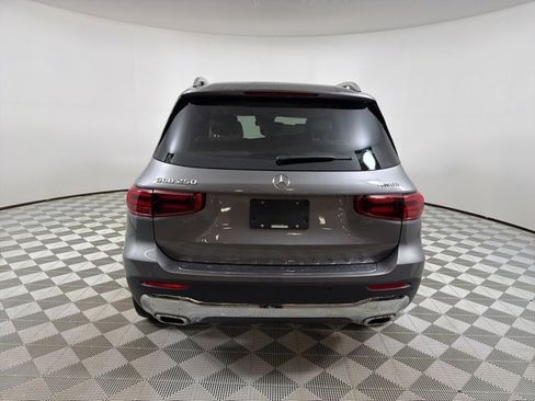 New 2026 Mercedes-Benz GLB 250 4MATIC image 6