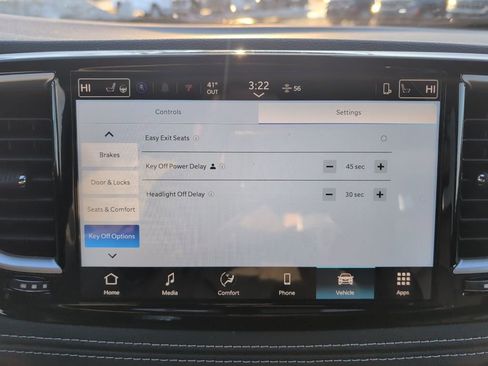 New 2026 Chrysler Pacifica Select image 54