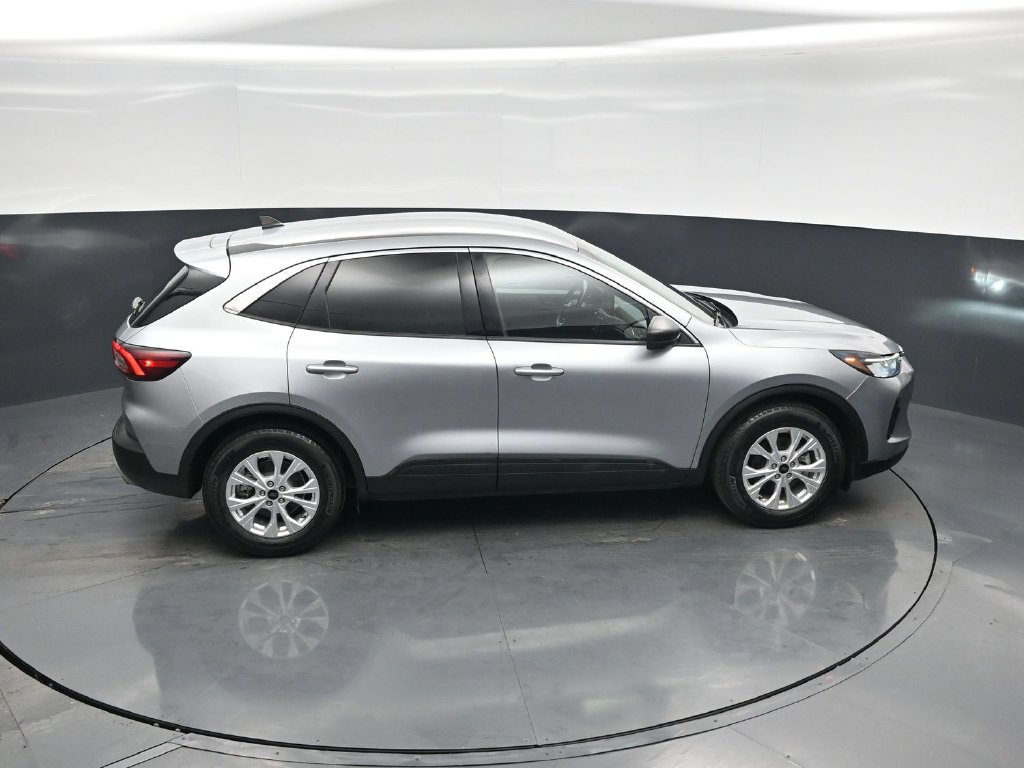 Used 2024 Ford Escape Active FWD image 38