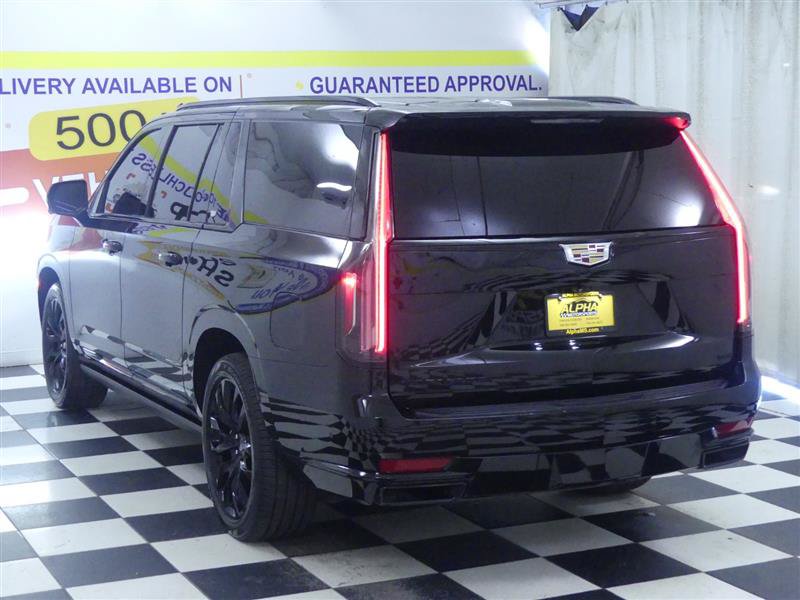 Used 2022 Cadillac Escalade ESV Premium Luxury Platinum w/ Heavy-Duty Trailer Package AWD/4WD image 6