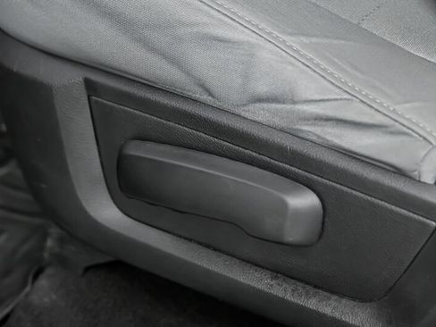 Used 2013 RAM 1500 Express image 22