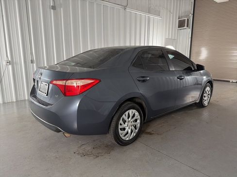 Used 2017 Toyota Corolla LE image 7