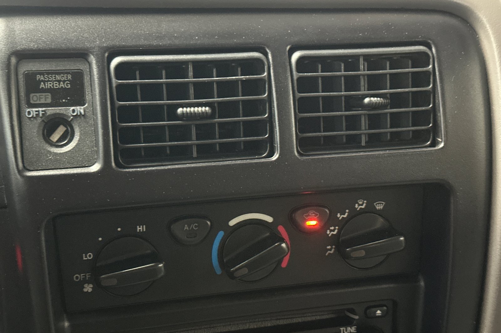 Used 2004 Toyota Tacoma PreRunner RWD image 50