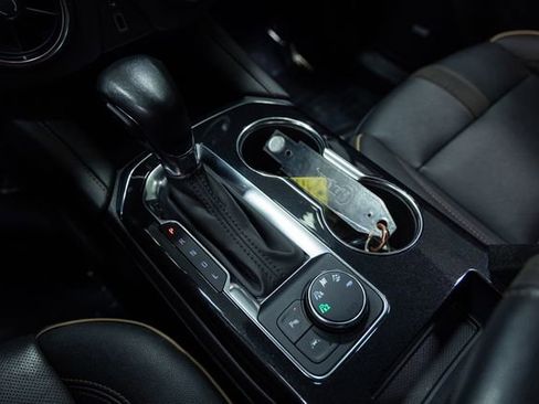 Used 2022 Chevrolet Blazer Premier w/ Enhanced Convenience Package image 19