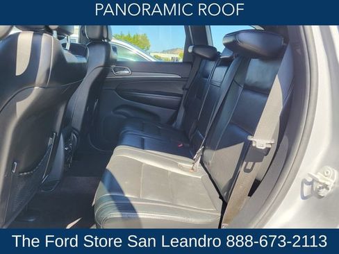 Used 2016 Jeep Grand Cherokee Limited w/ Luxury Group II RWD image 13