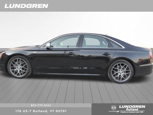 Used 2013 Audi S8 AWD/4WD image 9