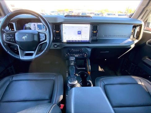 Used 2021 Ford Bronco Badlands image 15