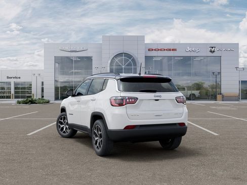 New 2026 Jeep Compass Limited AWD/4WD image 3