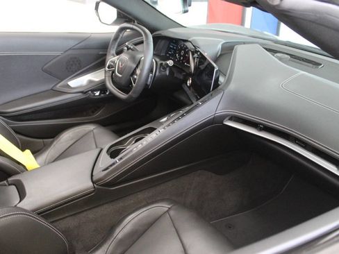 Used 2023 Chevrolet Corvette Stingray 2dr Coupe w/1LT image 14