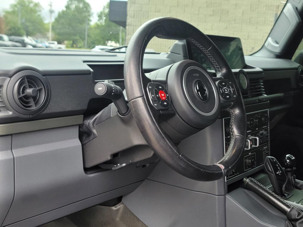 Used 2025 INEOS Grenadier Station Wagon AWD/4WD image 13