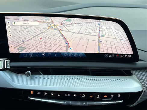 New 2025 Cadillac Optiq Sport 1 w/ LPO, ONYX Package image 23