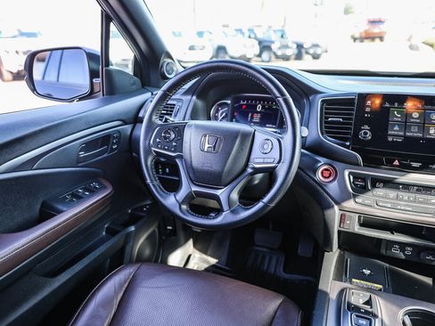 Used 2024 Honda Passport EX-L image 5