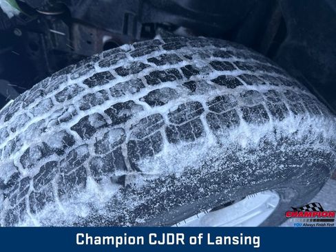 Used 2018 Jeep Wrangler Unlimited Sport S image 32