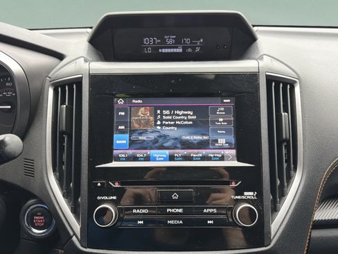 Used 2021 Subaru Crosstrek 2.0i Premium w/ Moonroof Package AWD/4WD image 16