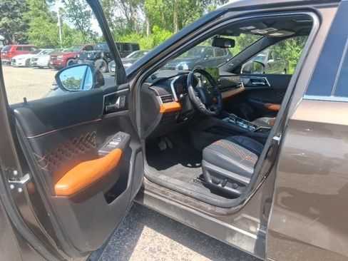 Used 2022 Mitsubishi Outlander SEL AWD/4WD image 17