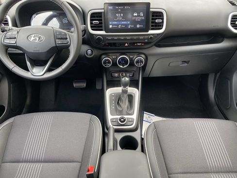 New 2026 Hyundai Venue SEL FWD image 14