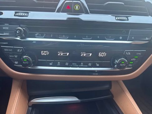 Used 2023 BMW M550i xDrive w/ Executive Package AWD/4WD image 12